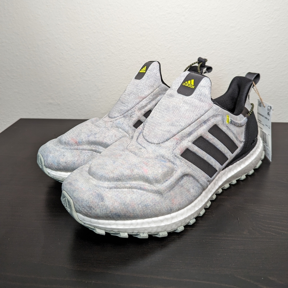 adidas Mens UltraBoost Cold RDY Lab Laceless Running Shoes Gray FZ3982 NWOB